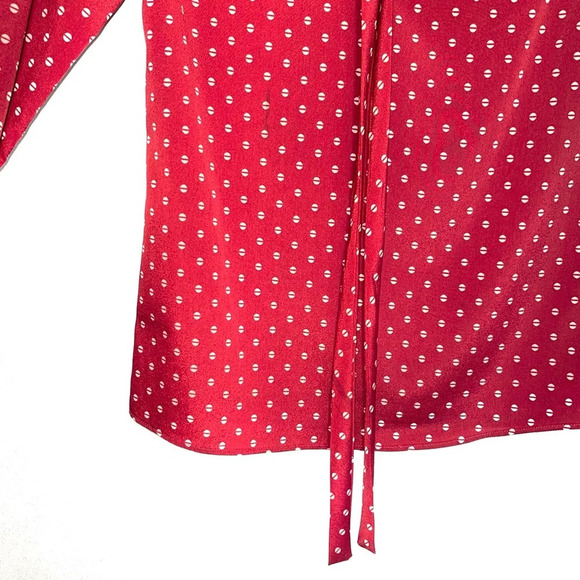 BCBG Paris Red & White Printed Tie Neck V-neck Long Sleeve Blouse Xsmall Women’s - Picture 5 of 11